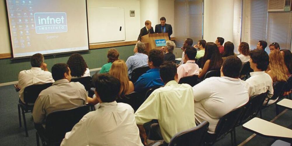 Maior escola de tecnologia e design digital